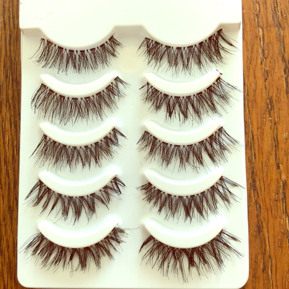 Eyelashes